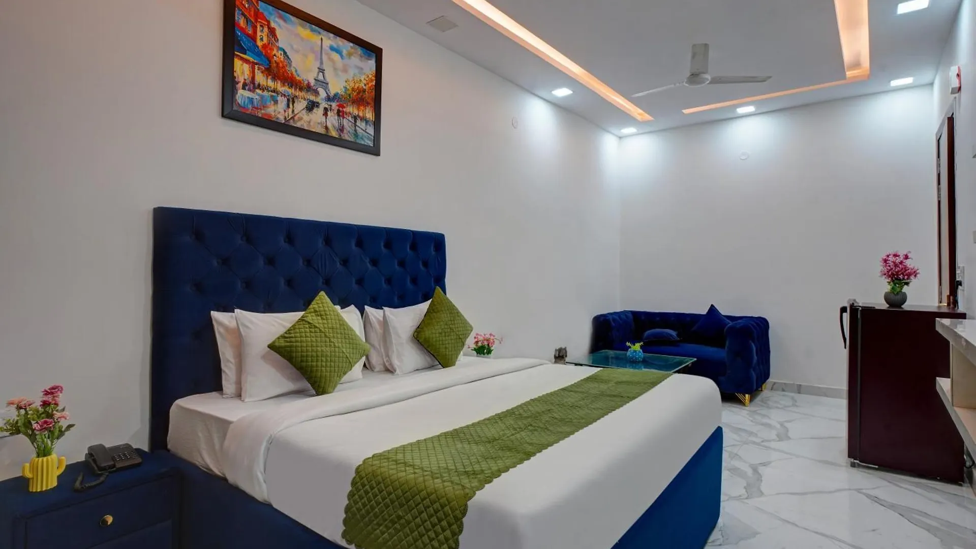Limewood Stay - Sector 29 غورغاون 3*,