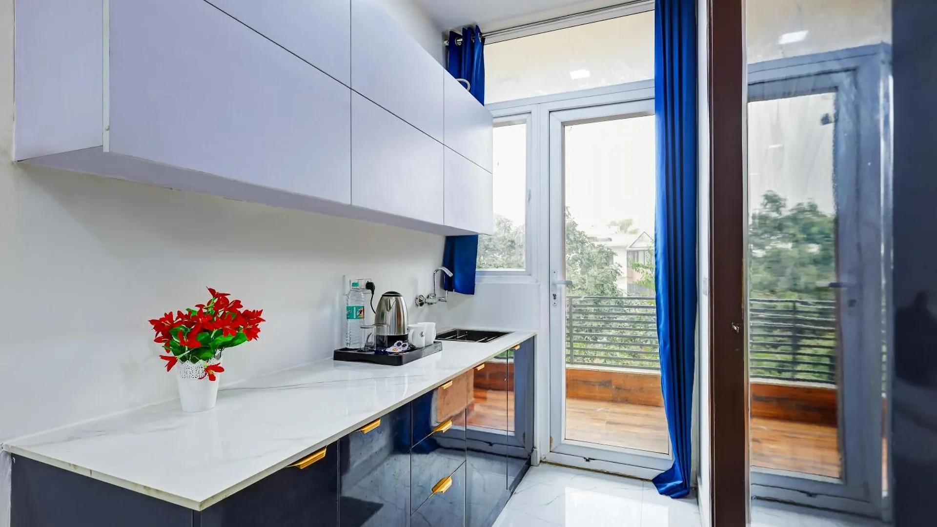 Limewood Stay - Sector 29 غورغاون الهند