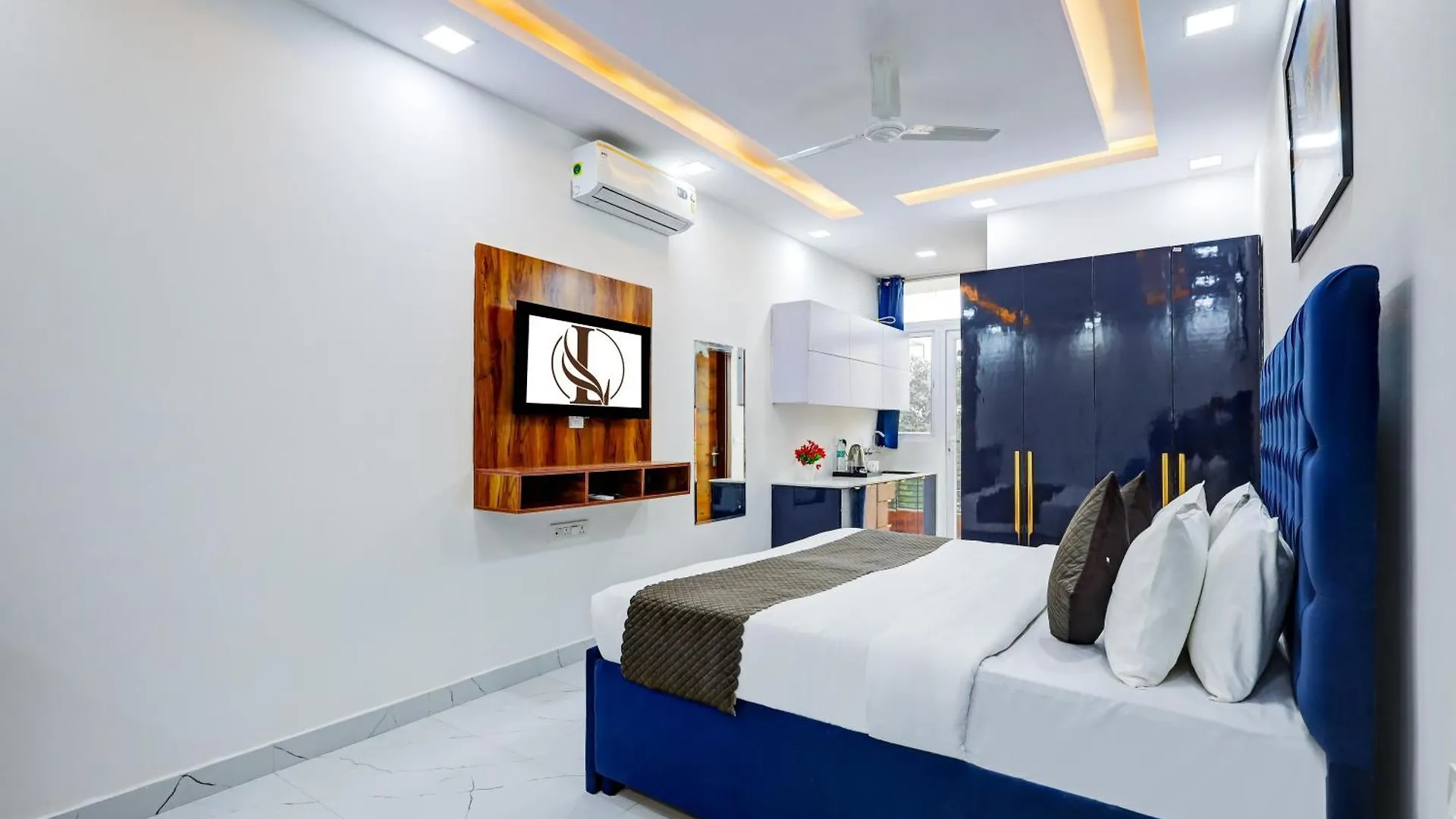 Limewood Stay - Sector 29 غورغاون 3*,